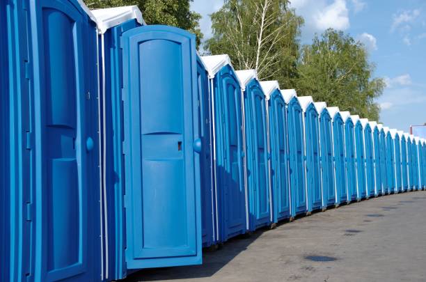 Best Porta potty rental near me  in Vandalia, MO
